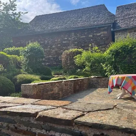 La Maison D'olivier Casa de Férias Sebrazac
